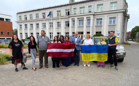 Finansē Eiropas Savienība / Finansējumu nodrošina Eiropas Savienība Patvēruma, migrācijas un integrācijas fonds. Par “Nevalstisko organizāciju pasākumi Ukrainas civiliedzīvotāju atbalstam” projekta “Palīdzības platformaUkrainas civiliedzīvotājiem Vidzemē” saturu atbild nodibinājums “Valmieras novada fonds”.